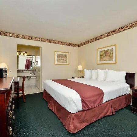 Americas Best Value Inn - Sky Ranch Palo Alto Exterior photo